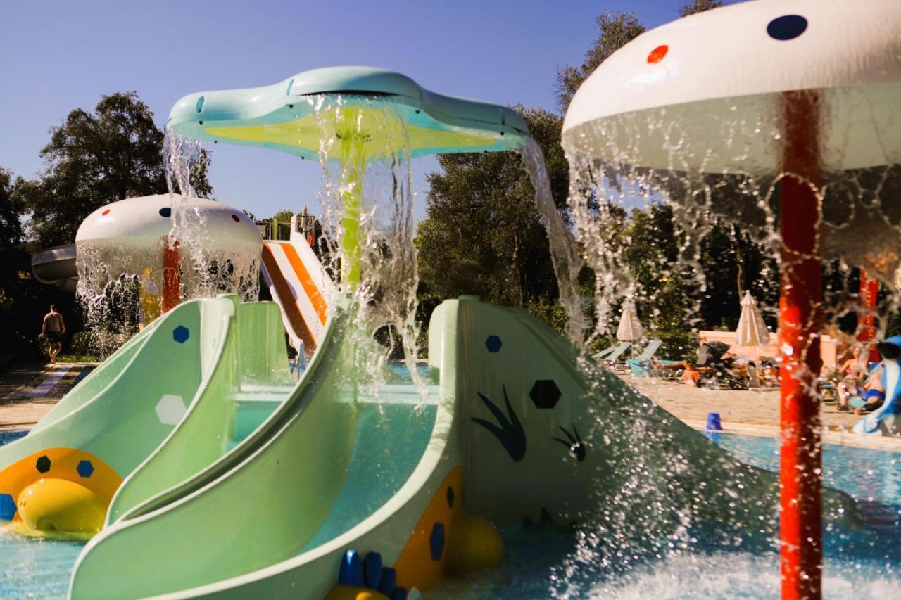 Sentido Apollo Palace Hotel Mesongí