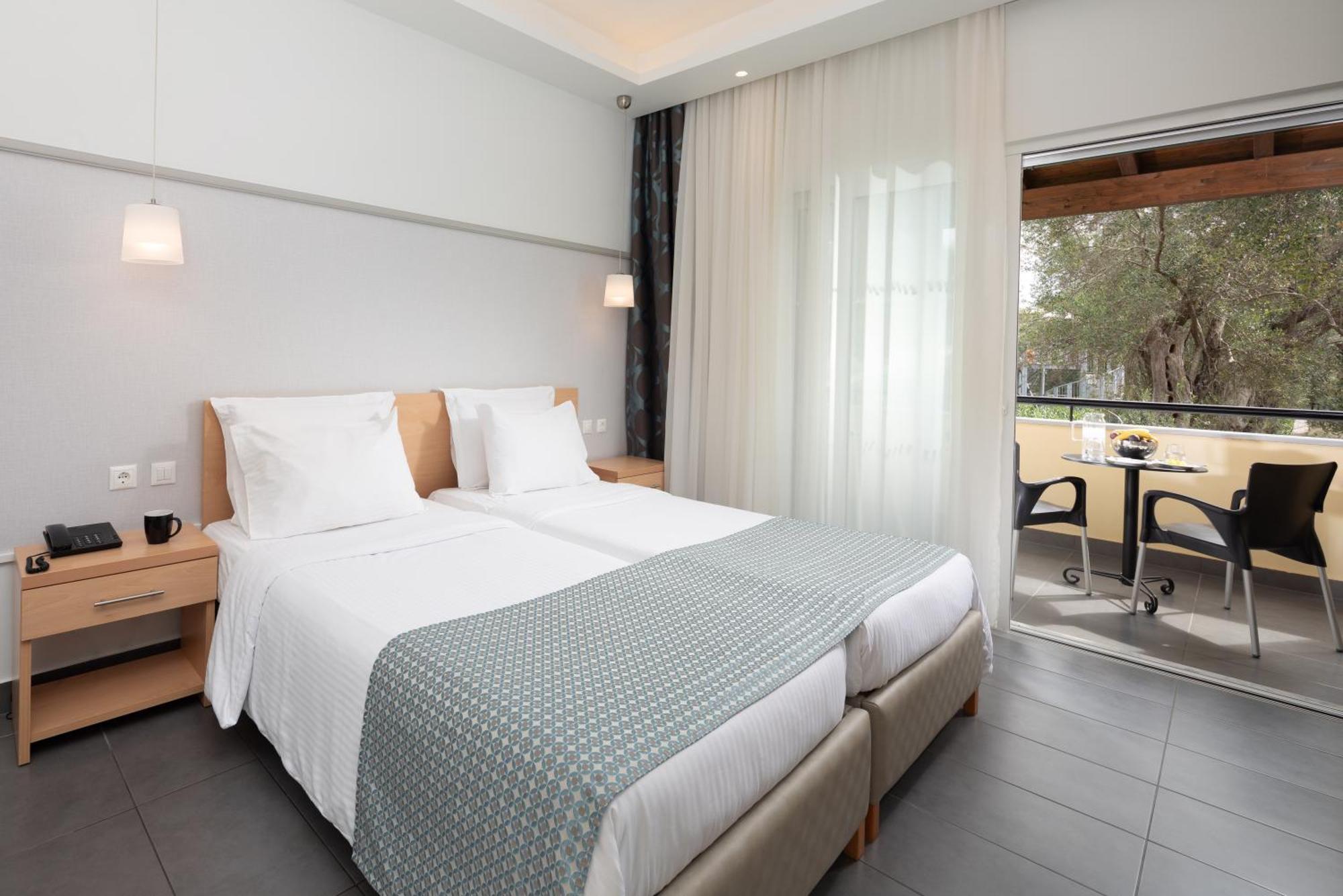 Hotel Sentido Apollo Palace Mesongí