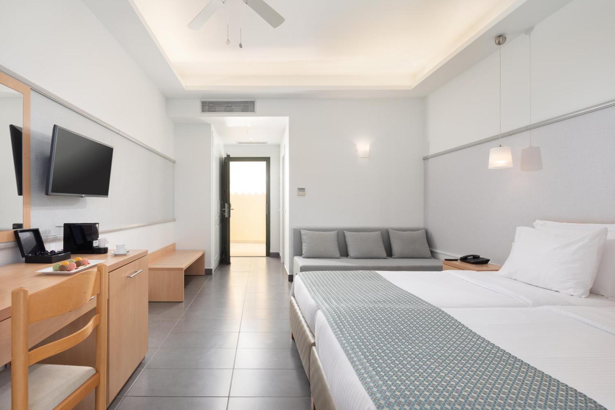 Sentido Apollo Palace Hotel Mesongí
